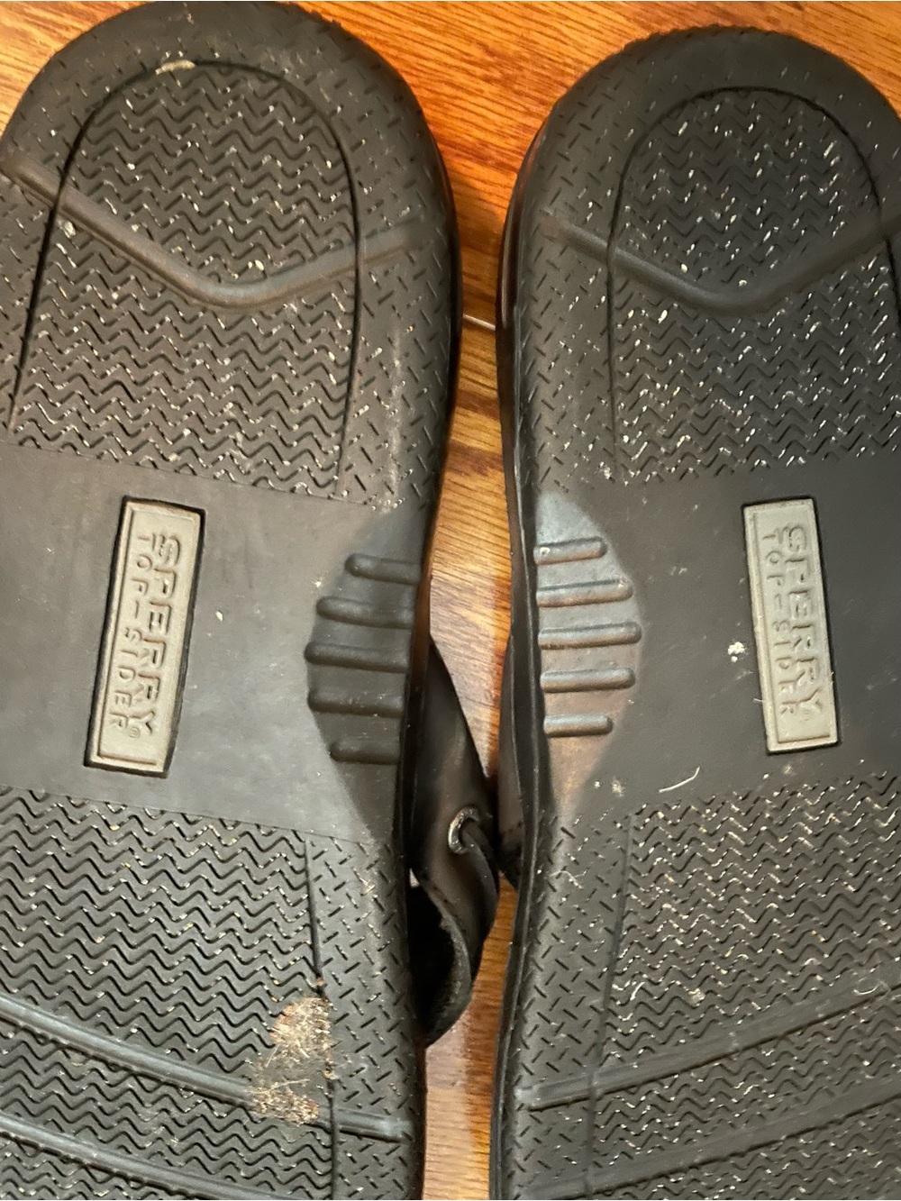 Sperry Black Men's Flip Flops - Picture 4 of 4